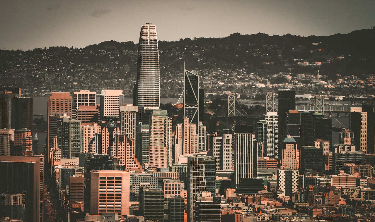 冠赛场上继 冠赛场上继